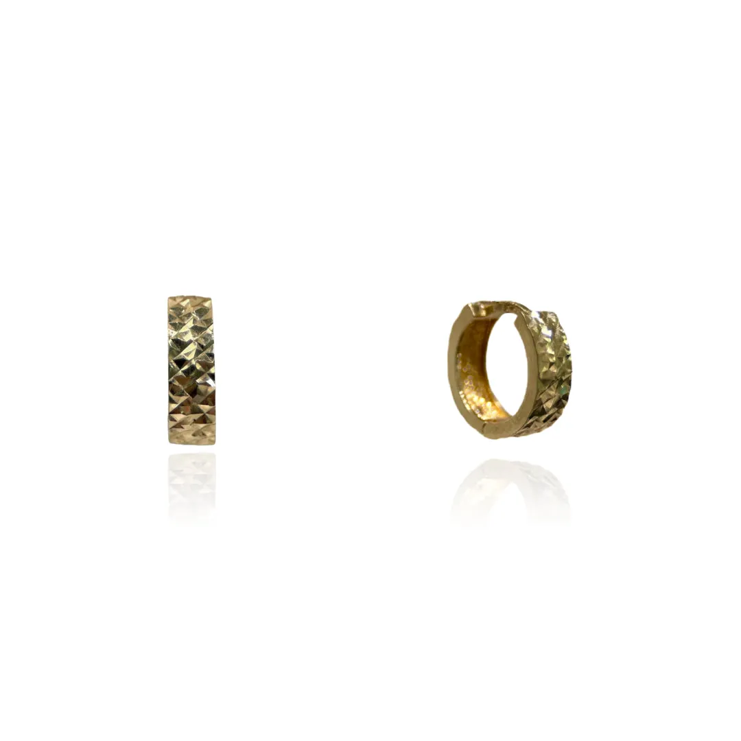 14k Gold Wide Huggie Earrings With Diamond-Cut Design