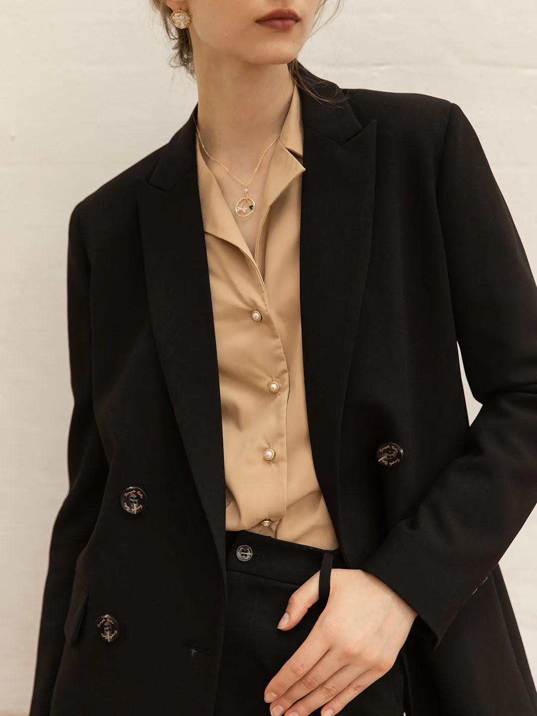 Abigail Double-Breasted Straight Blazer