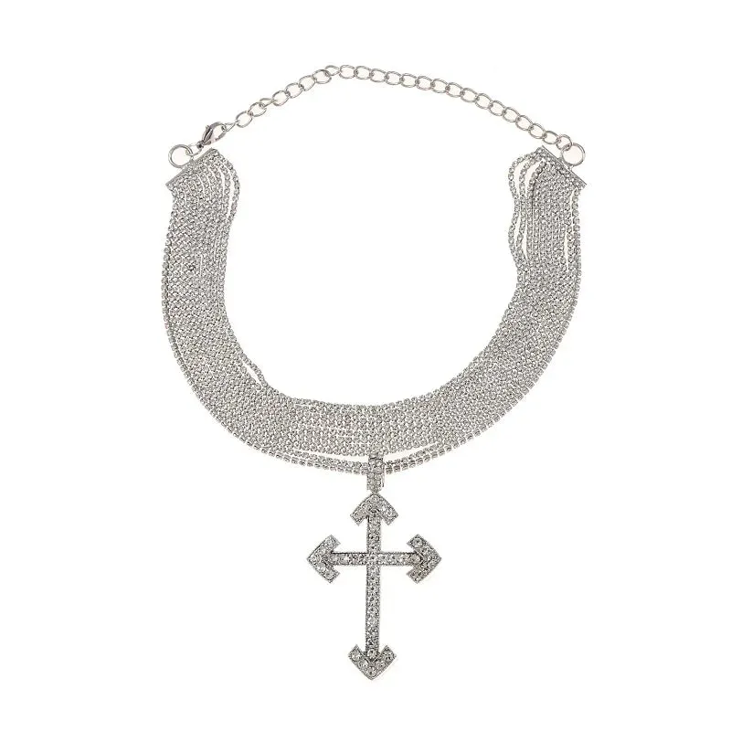 CROSSED Necklace