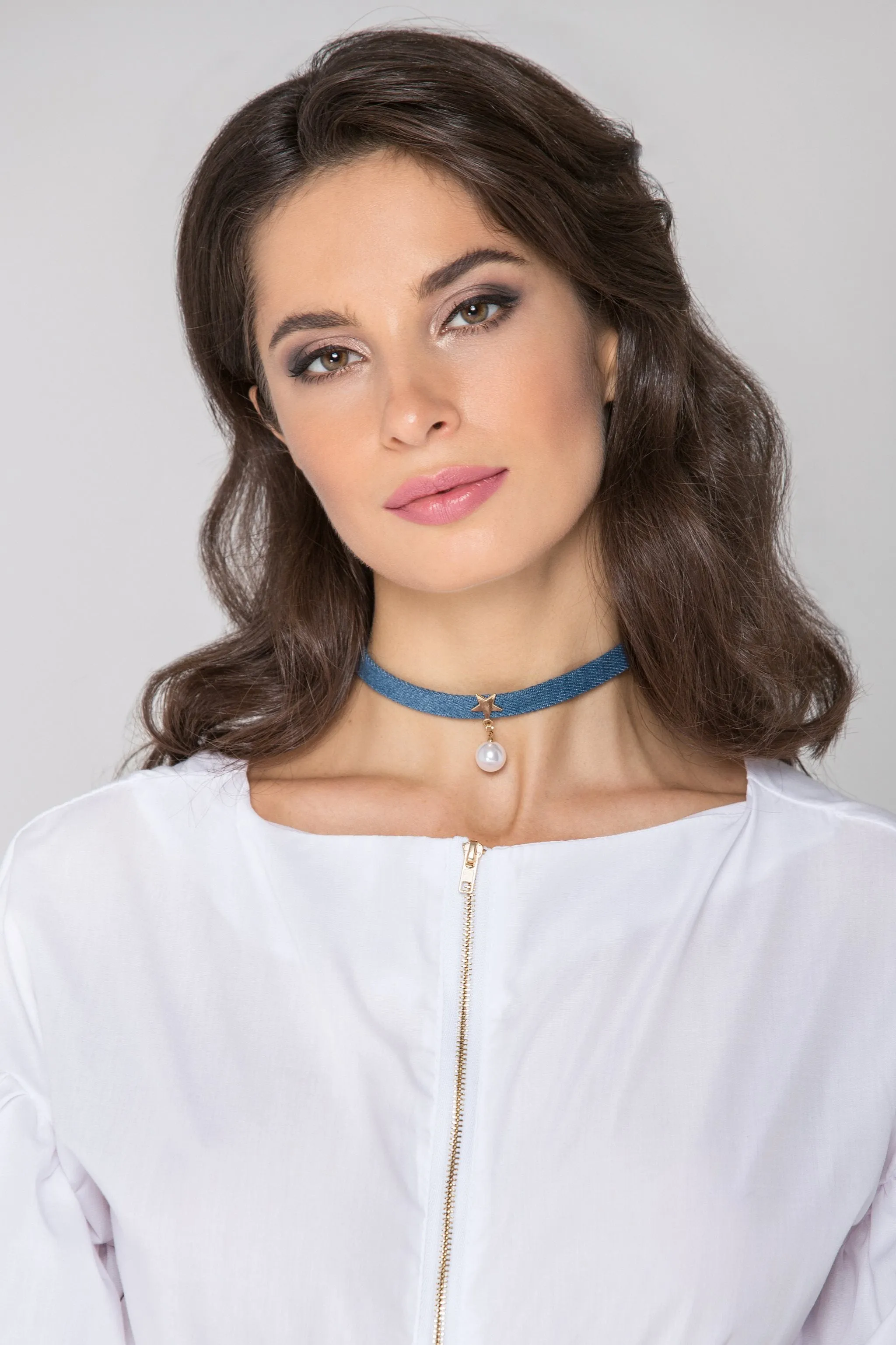 Denim Star Pearl Choker Necklace