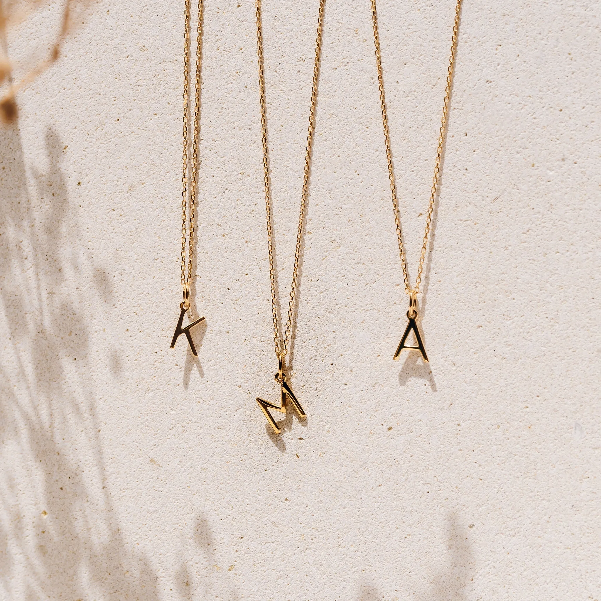 I Necklace / Gold Initial Necklace