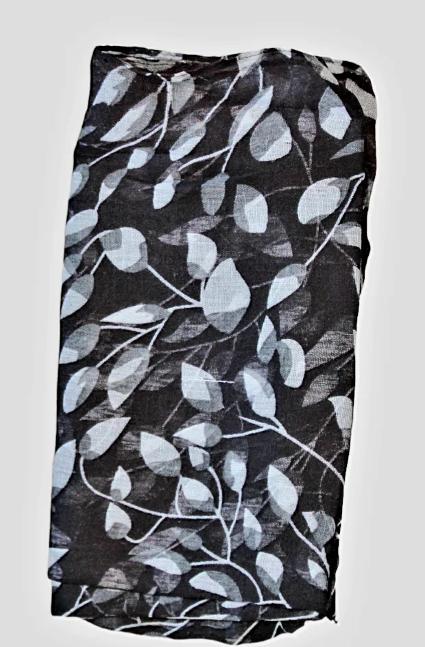 Square Scarf with Leaves