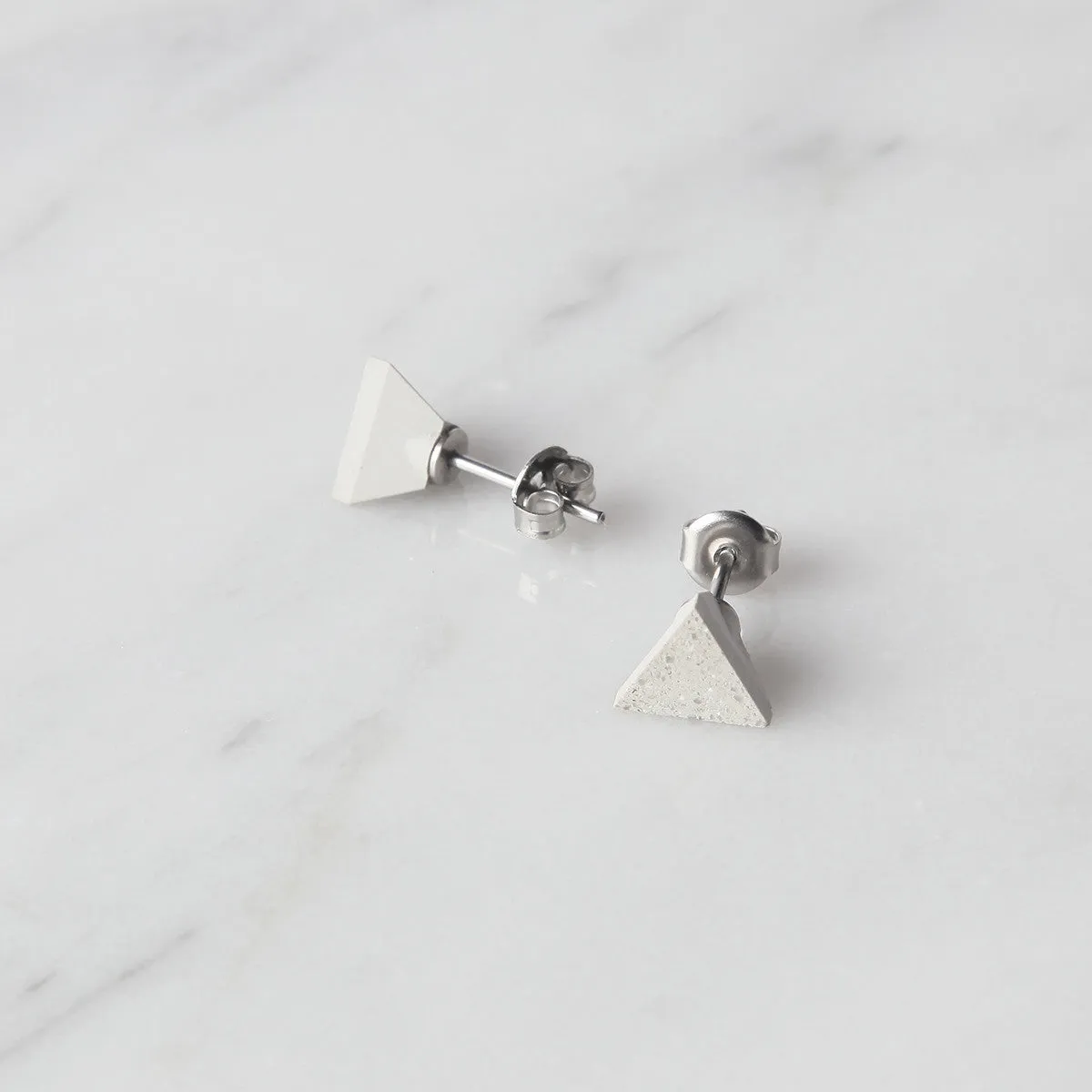 Tetrahedron Earring (White)