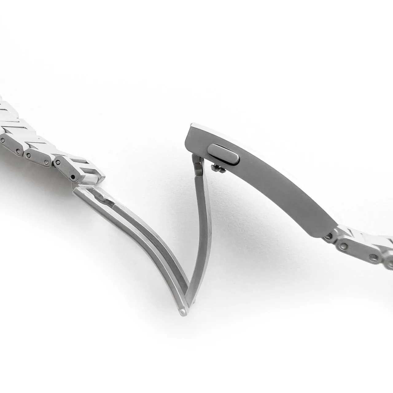 UltraHex™ Titanium Bracelet - Straight endlinks