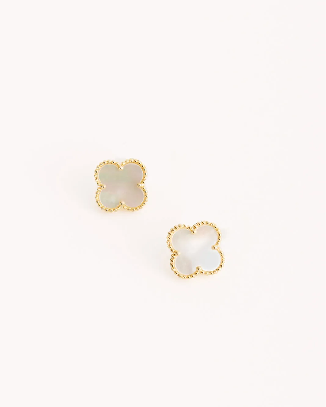 VANESSA EARRINGS - PEARL-GOLD