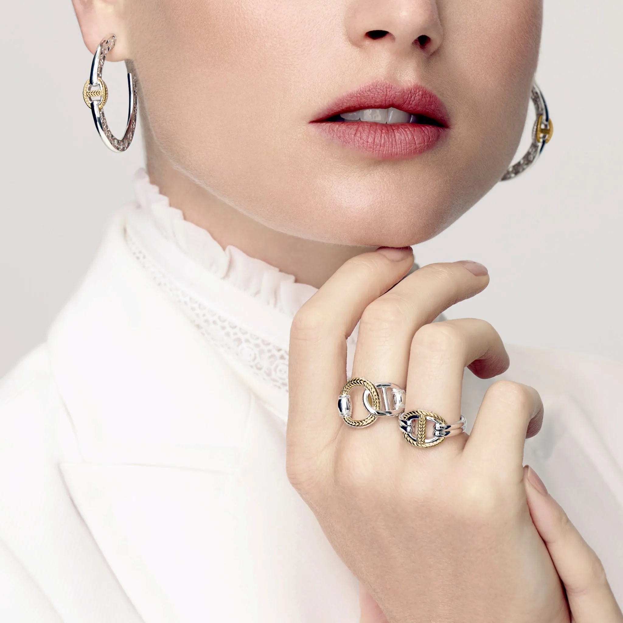 Vienna Single Link Hoop Earrings with 18K Gold