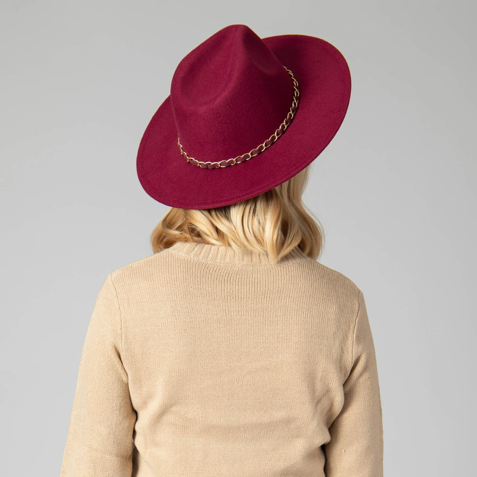 Women's Faux Felt Fedora W/ Gold Chain Trim