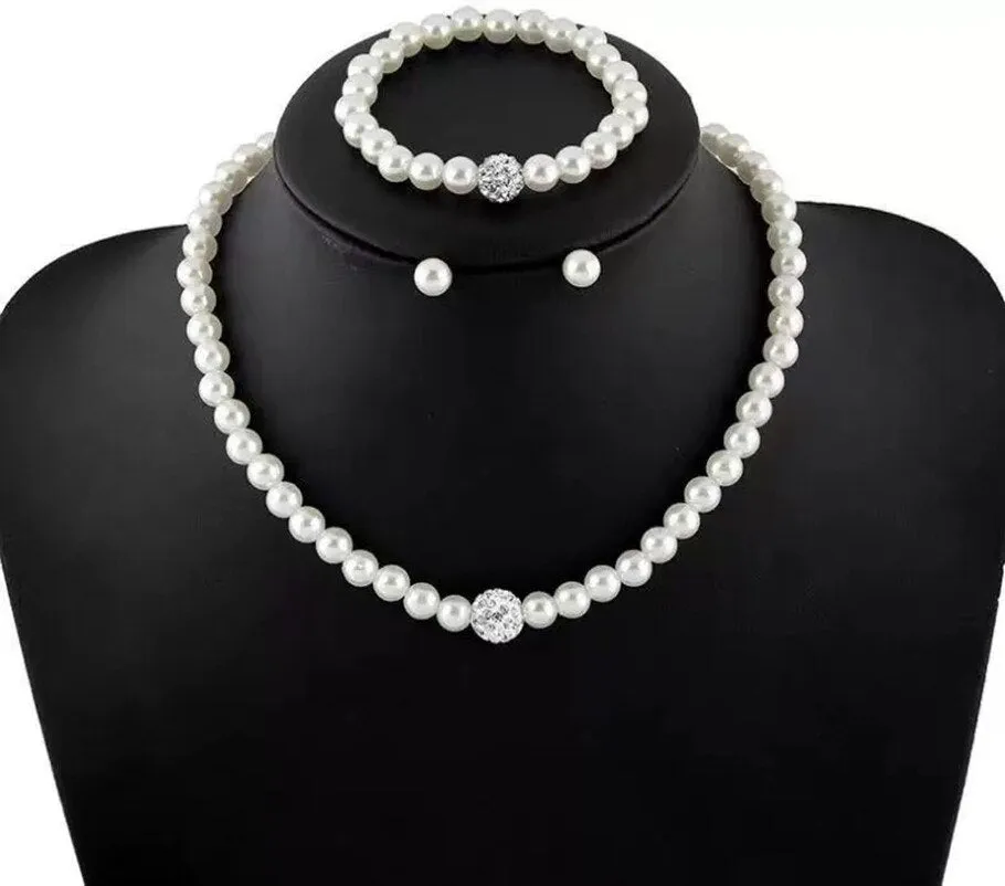 Women's Three-Piece Premium Pearl Wedding Necklace Earring and Bracelet Jewelry Set