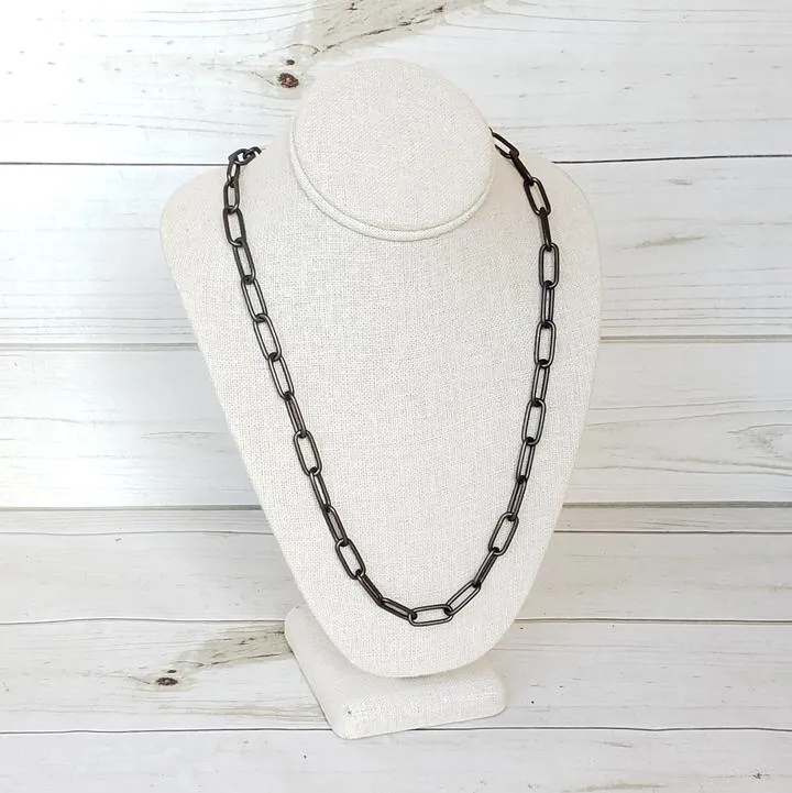 XL PAPERCLIP CHAIN NECKLACE